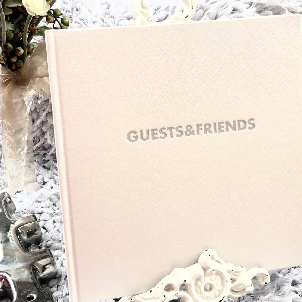 🆕New with tags textured Guest & Friends Book